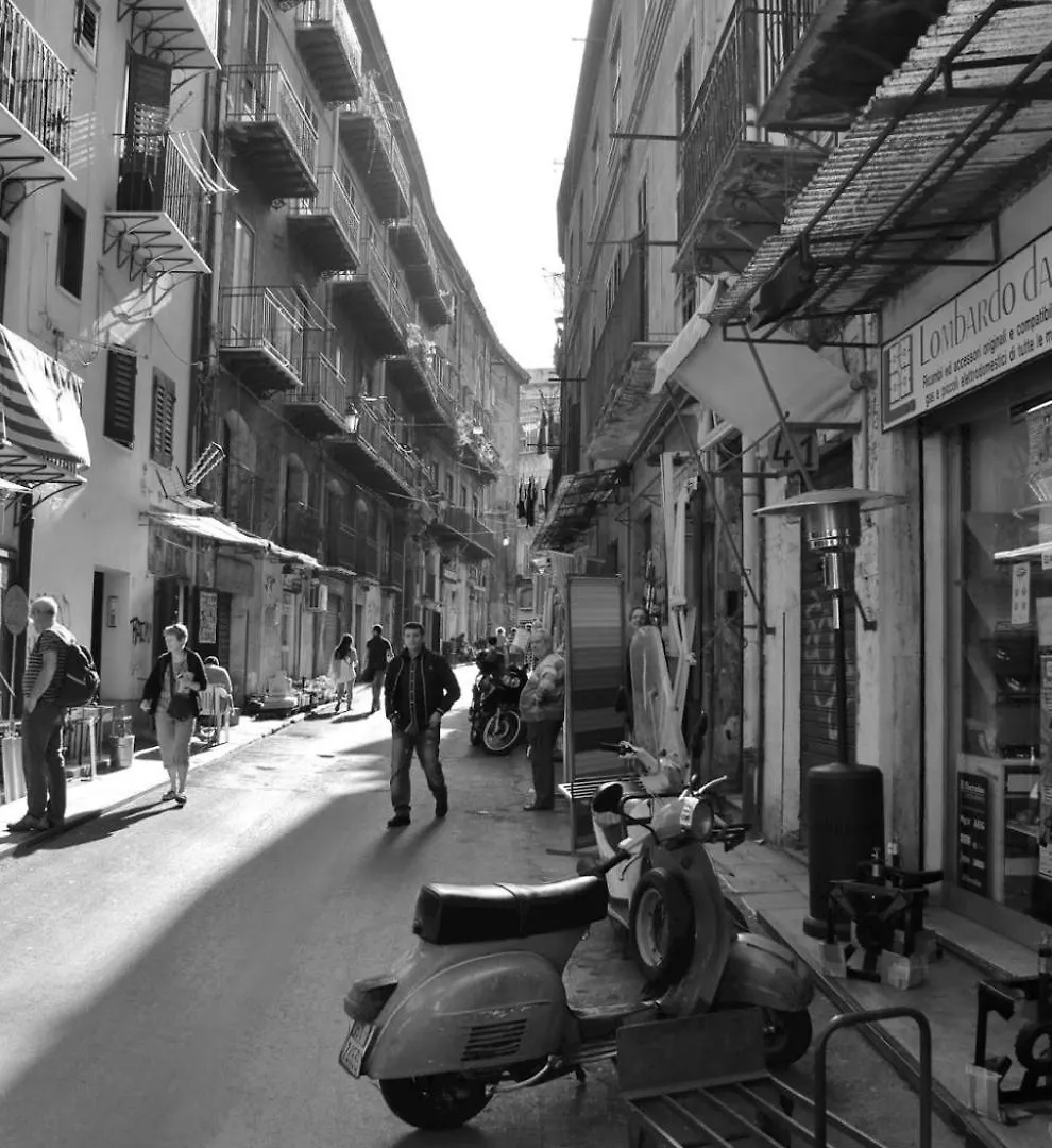 Calderai Suite Centro Storico Palermo 0*,